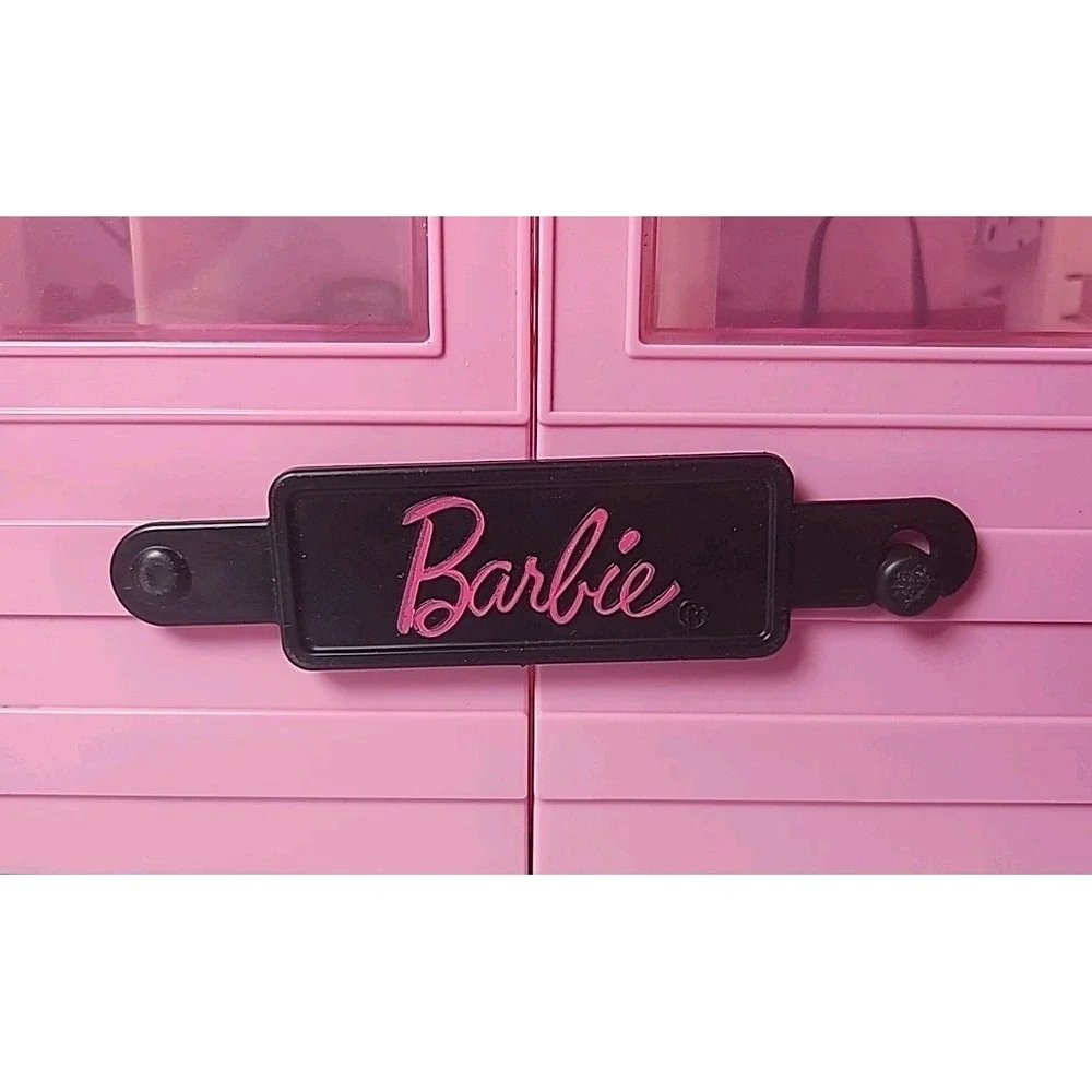 Barbie Pink Ultimate Closet Wardrobe  2018 Carrying Case Suitcase Portable 11x13
